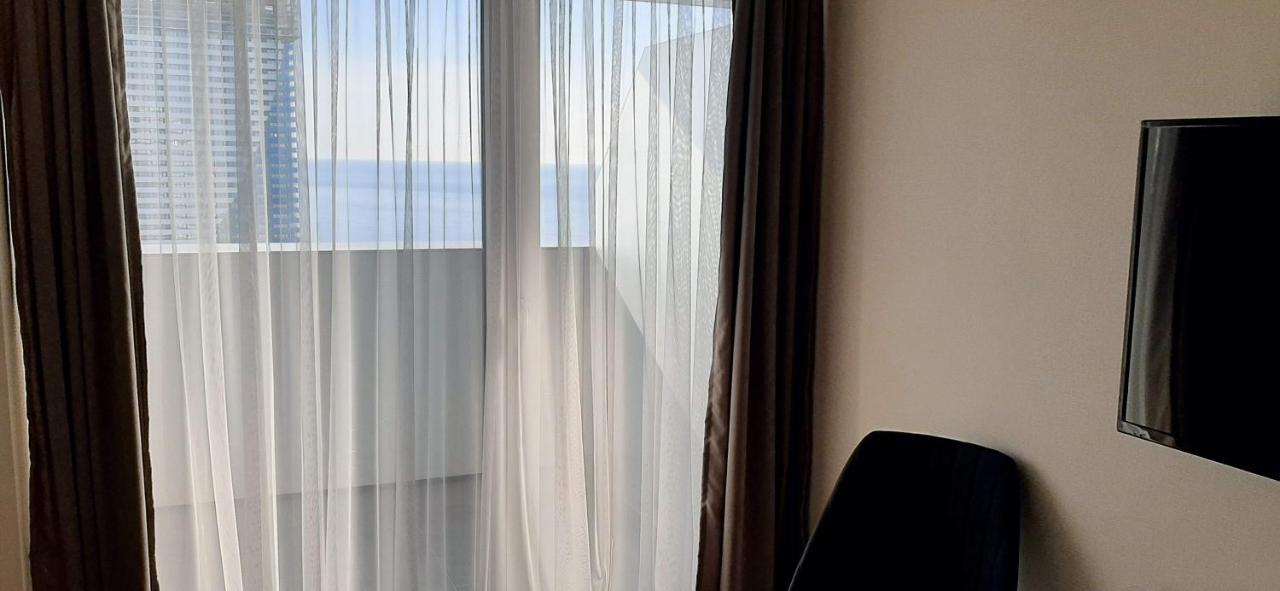 באטומי Alliance Palace Sea View Apartment מראה חיצוני תמונה
